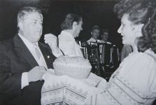 Falko Güther wird in Wolgograd mit Brot und Salz begrüßt (1989)
