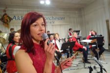 Judith Sandner führte humorvoll durch den Abend